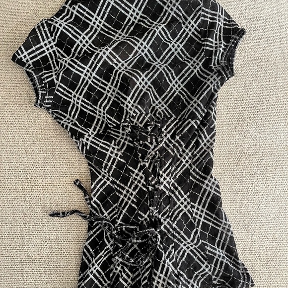 COPY - Vintage Jane Norman cap sleeve corset style mesh sheet top with lace up … - Picture 3 of 3